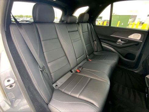 Certified 2025 Mercedes-Benz GLE 350 4MATIC image 18