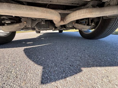 Used 2018 Ford Edge Titanium w/ Technology Package image 24