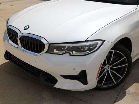 Used 2022 BMW 330i Sedan w/ Premium Package RWD image 29