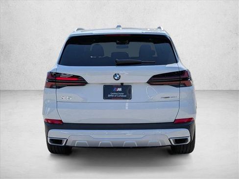 New 2026 BMW X5 sDrive40i image 7