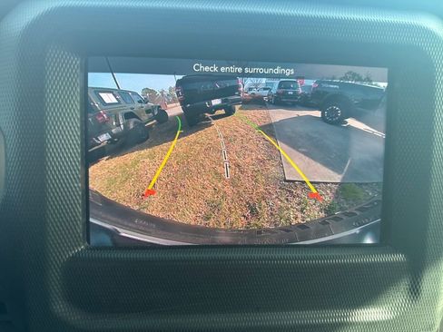 Used 2021 Jeep Wrangler Sport image 22