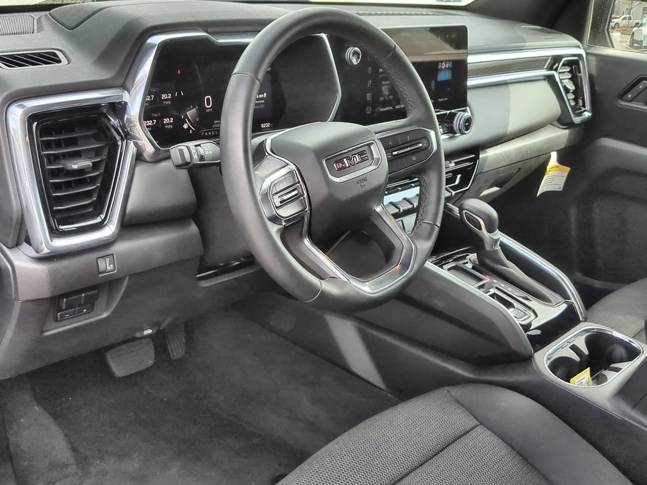 Used 2025 GMC Canyon Elevation RWD image 10