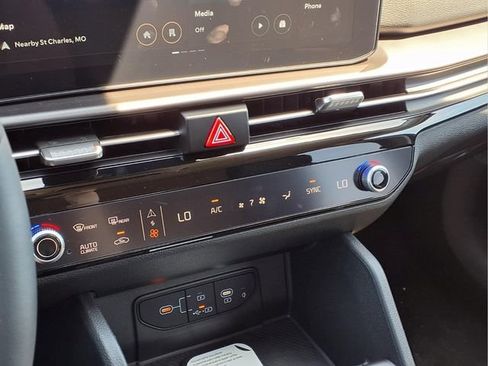 New 2026 Kia Sportage SX AWD/4WD image 6