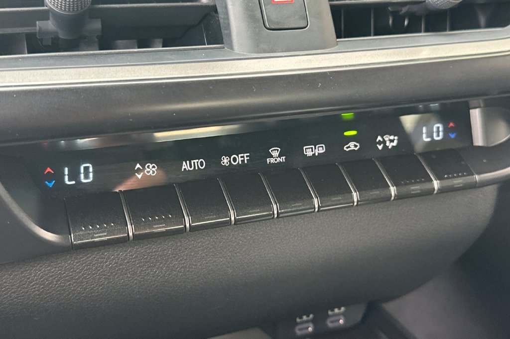 Used 2026 Lexus UX 300h FWD w/ Accessory Package (Z1) image 23