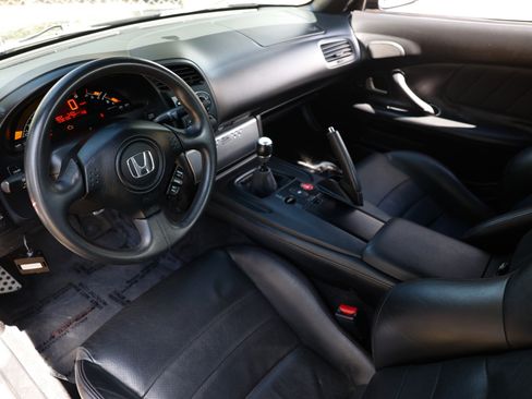 Used 2008 Honda S2000 image 6