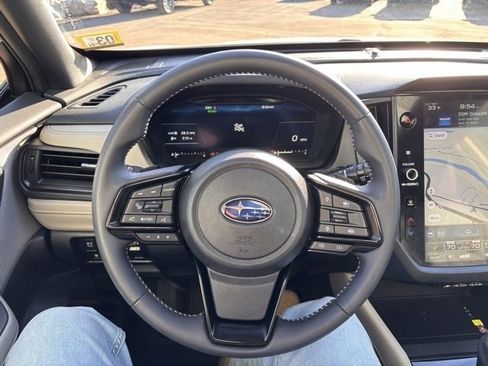 Used 2025 Subaru Forester Premium image 28