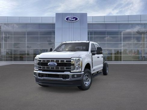 New 2025 Ford F350 XL w/ XL Chrome Package AWD/4WD image 7