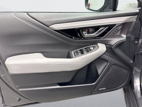 Used 2024 Subaru Outback Limited image 9