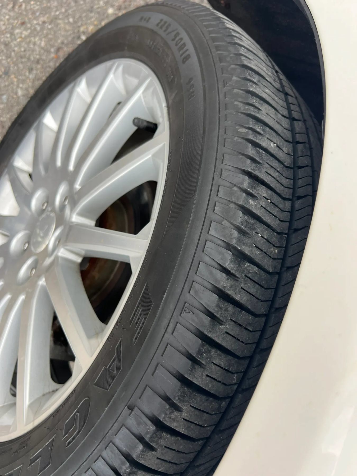 Used 2007 Saturn Aura XR w/ Premium Trim Pkg FWD image 13