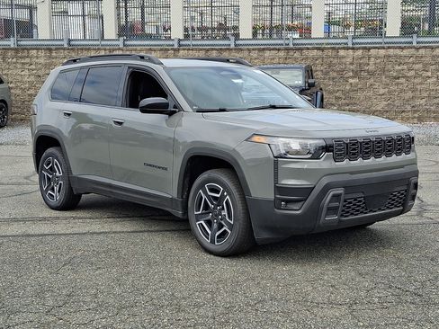 New 2026 Jeep Cherokee Laredo AWD/4WD image 1