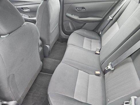 Used 2024 Nissan Sentra SV FWD image 30