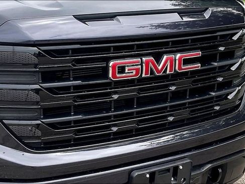 Used 2023 GMC Sierra 1500 Elevation RWD image 27