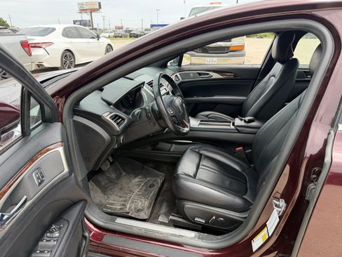 Used 2018 Lincoln MKZ Select w/ Technology Package AWD/4WD image 16
