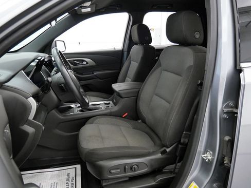 Used 2023 Chevrolet Traverse LT w/ LPO, Floor Liner Package AWD/4WD image 10