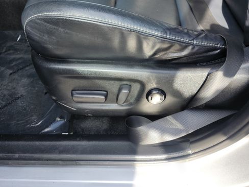 Used 2016 Toyota RAV4 Limited image 24