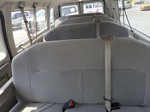 Used 2012 Ford E-350 and Econoline 350 XLT RWD image 9