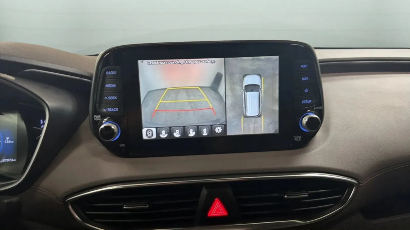 Used 2019 Hyundai Santa Fe FWD w/ Cargo Package image 14