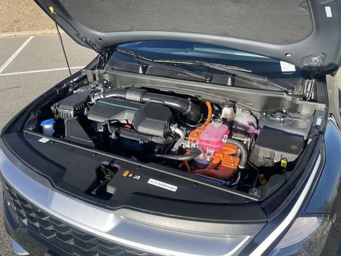 Used 2023 Kia Sportage LX AWD/4WD image 28