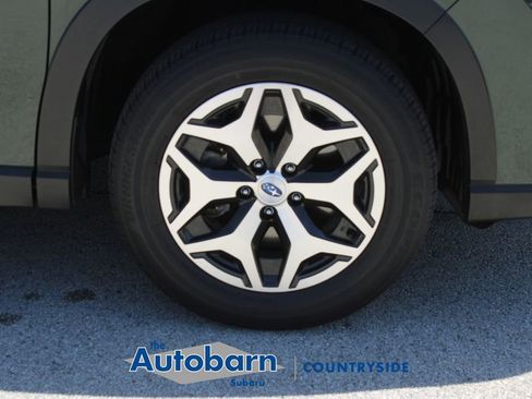 Used 2023 Subaru Forester Premium AWD/4WD image 33