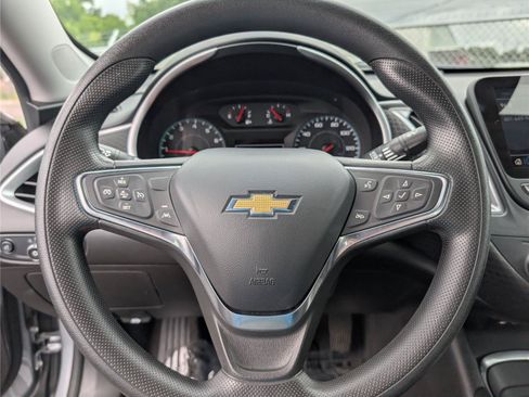 Used 2024 Chevrolet Malibu LT FWD image 23