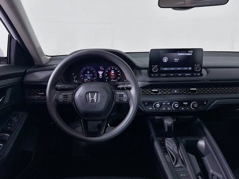 Used 2024 Honda Accord EX image 22
