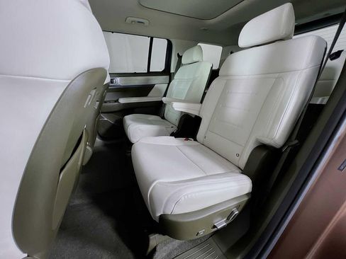 New 2025 Hyundai Santa Fe Calligraphy image 29