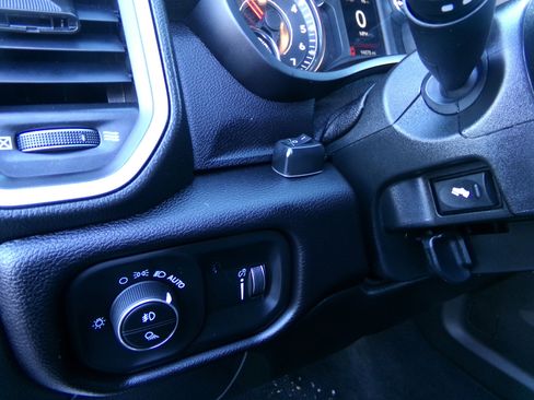 Used 2022 RAM 2500 Big Horn w/ Level A Equipment Group image 12