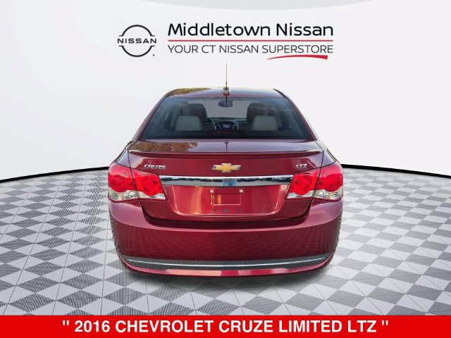 Used 2016 Chevrolet Cruze LTZ w/ Sun, Sound and Sport Package FWD image 4