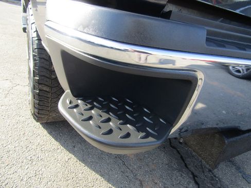 Used 2015 Chevrolet Silverado 2500 LT w/ LT Convenience Package image 11