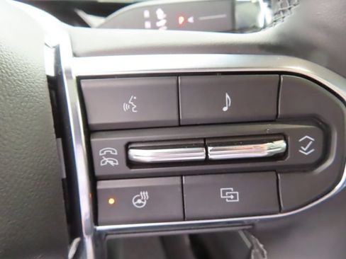 Used 2025 GMC Sierra EV Denali AWD/4WD image 21