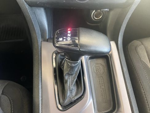 Used 2019 Dodge Charger SXT w/ Blacktop Package image 11