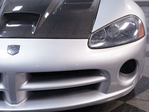 Used 2005 Dodge Viper SRT-10 image 18