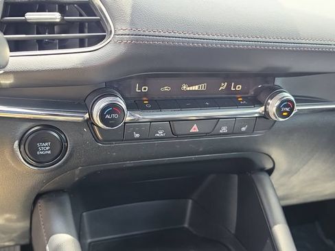 Certified 2022 MAZDA MAZDA3 s FWD image 27