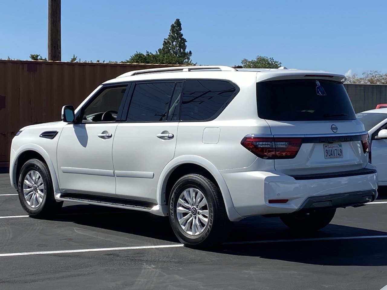 Used 2024 Nissan Armada SV w/ Cargo Package RWD image 4
