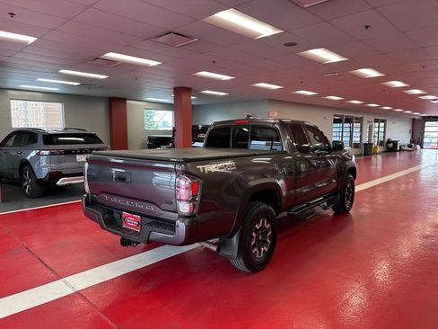 Certified 2021 Toyota Tacoma TRD Off-Road w/ TRD Premium Off Road Package image 4