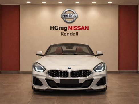 Used 2019 BMW Z4 sDrive30i w/ Executive Package RWD image 5