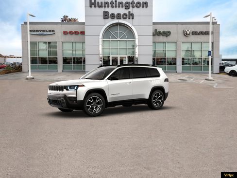 New 2026 Jeep Cherokee Overland image 2