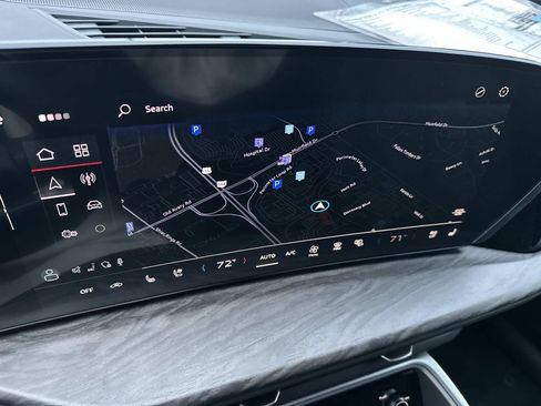 Used 2025 Audi Q5 Premium Plus AWD/4WD image 18