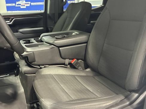 Used 2025 Chevrolet Silverado 1500 LT AWD/4WD image 16