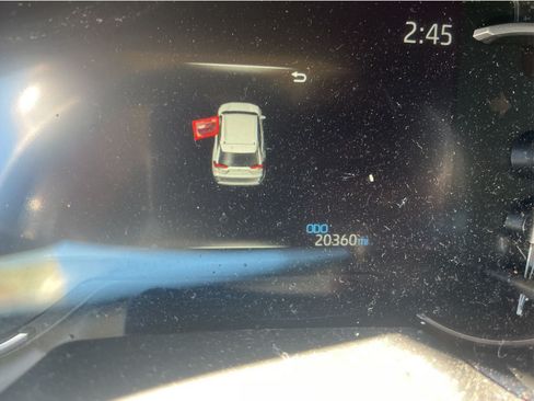 Used 2023 Toyota RAV4 XLE FWD image 12