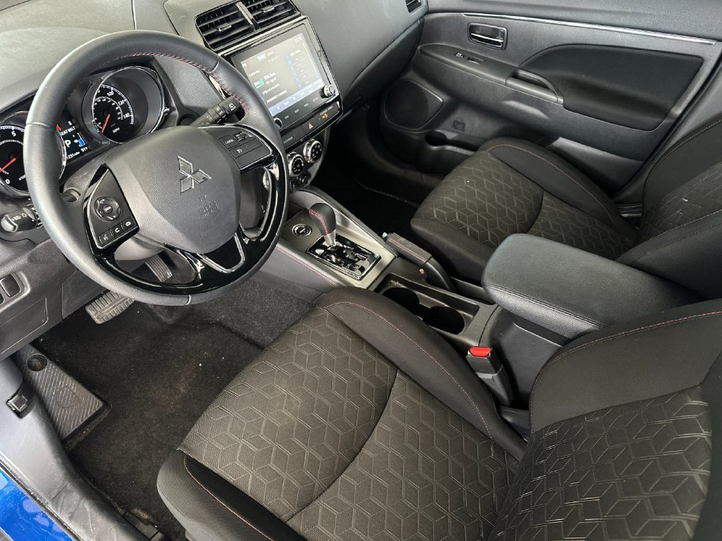 Used 2026 Mitsubishi Outlander Sport AWD image 9