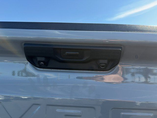 Used 2024 Chevrolet Silverado 1500 ZR2 AWD/4WD image 15
