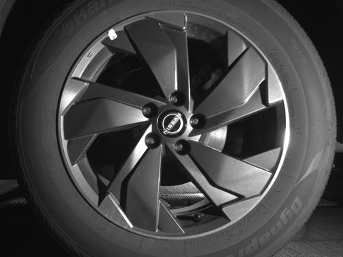 Used 2025 Nissan Rogue SV image 14