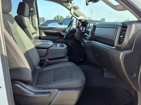 Used 2025 Chevrolet Silverado 2500 LT w/ Convenience Package AWD/4WD image 19