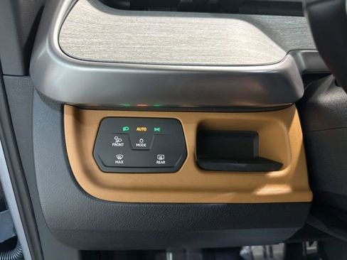 New 2025 Volkswagen ID. Buzz Pro S image 20