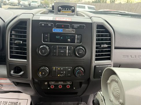 Used 2019 Ford F550 2WD Regular Cab Super Duty image 24