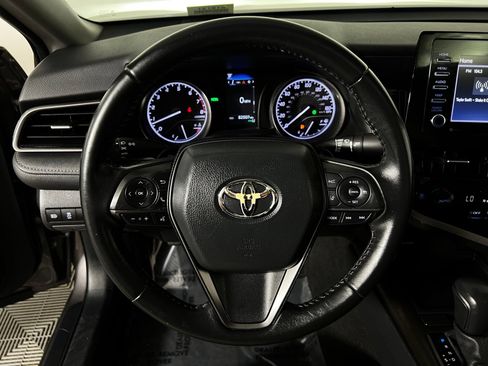 Certified 2022 Toyota Camry SE w/ Convenience Package FWD image 15