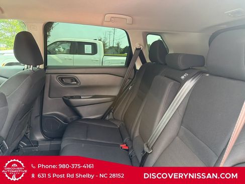 Certified 2025 Nissan Rogue S AWD/4WD image 29