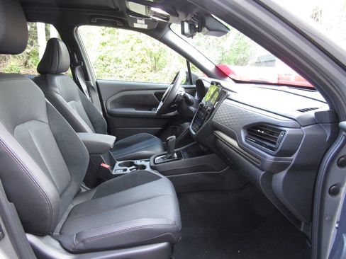 Used 2025 Subaru Forester Touring AWD/4WD image 18
