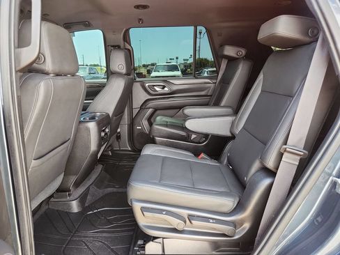 Used 2021 Chevrolet Tahoe Z71 AWD/4WD image 13